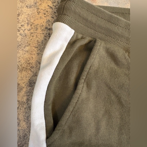 ASOS sweatpants - Picture 5 of 9